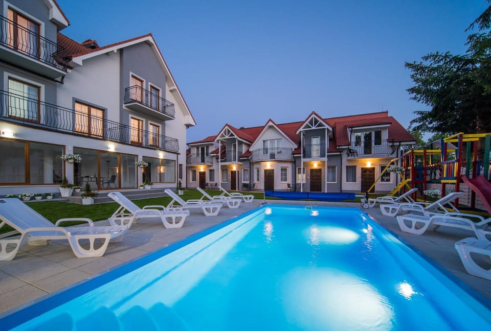 Spring, Night, Summer, On site, Swimming pool, Sunset