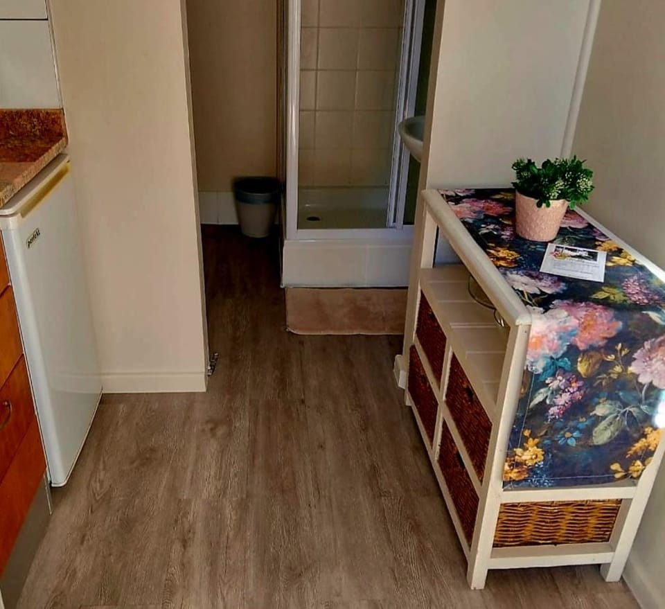 Glen Lilly Self Catering Apartment in Cape Town