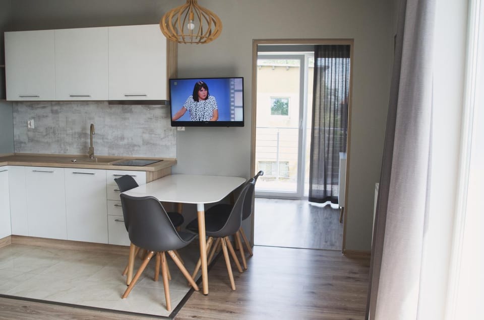 TV and multimedia, Dining area