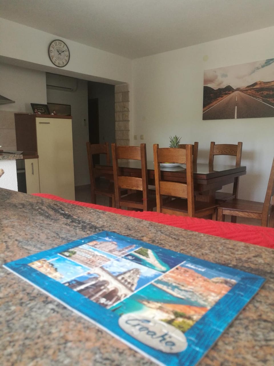 BBQ facilities, TV and multimedia, Coffee/tea facilities, Kitchen or kitchenette, Living room, Seating area, Dining area, Lunch, Dinner, Drinks, Alcoholic drinks, Non alcoholic drinks