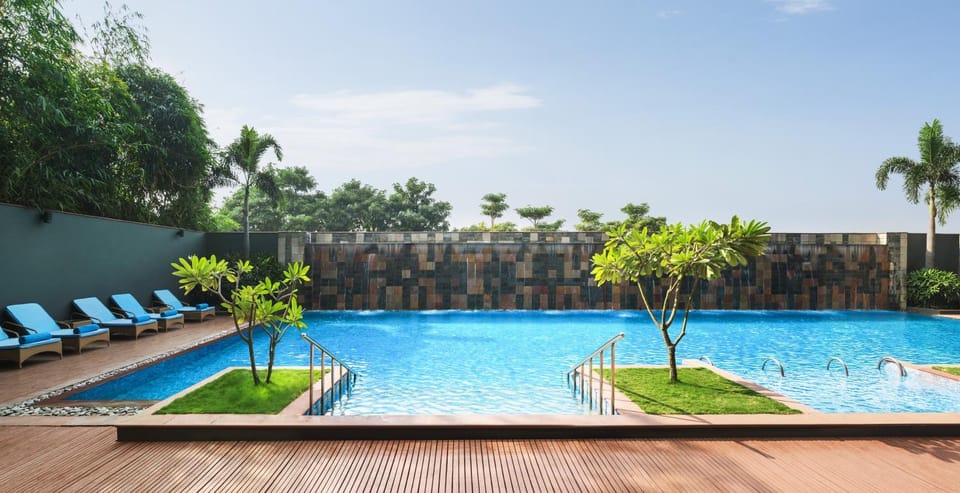 Pool view, Swimming pool