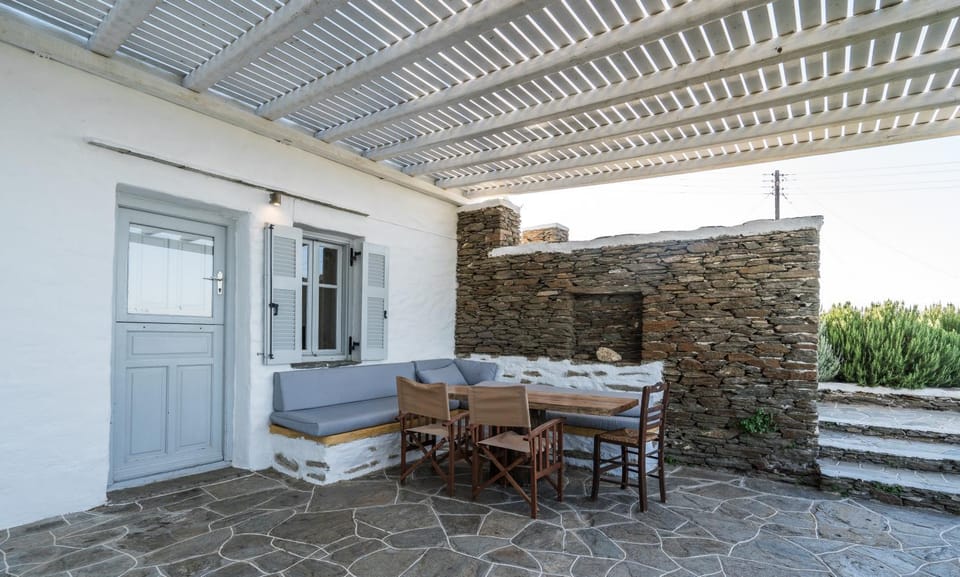 Patio, Dining area