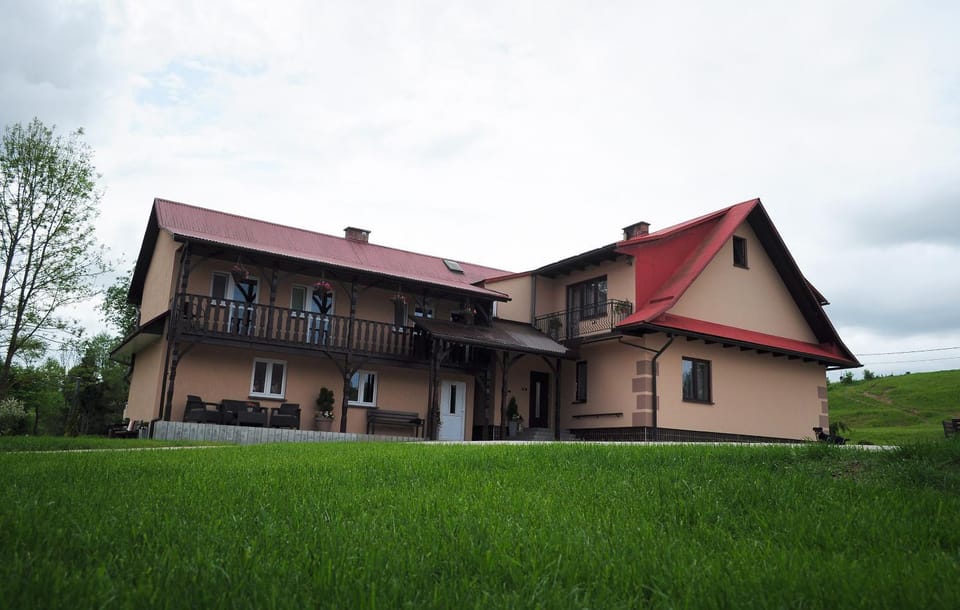 Property building, Spring, Day, Garden, Garden view