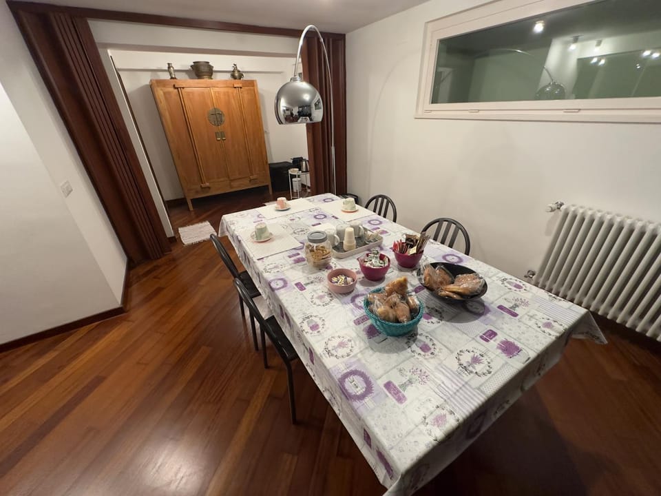 Villa Mezzacollina Bed and Breakfast in Tuscany