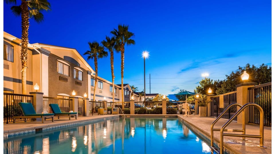 On site, Pool view, Swimming pool
