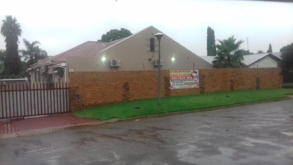 Property building, Facade/entrance