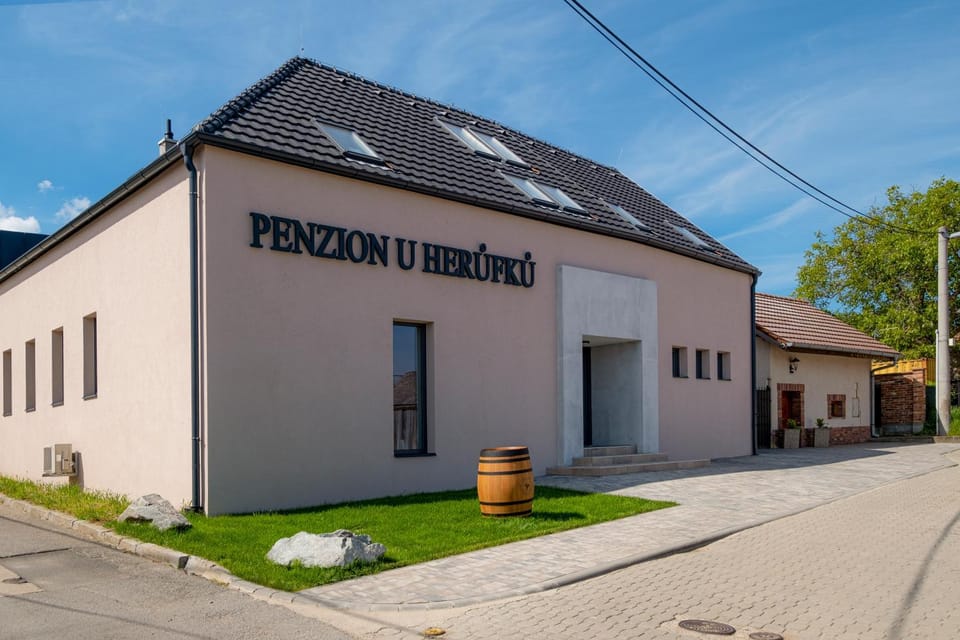 Property building, Street view