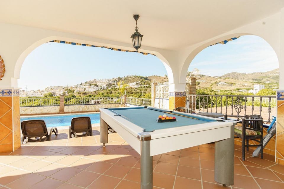 Billiard, City view, Street view