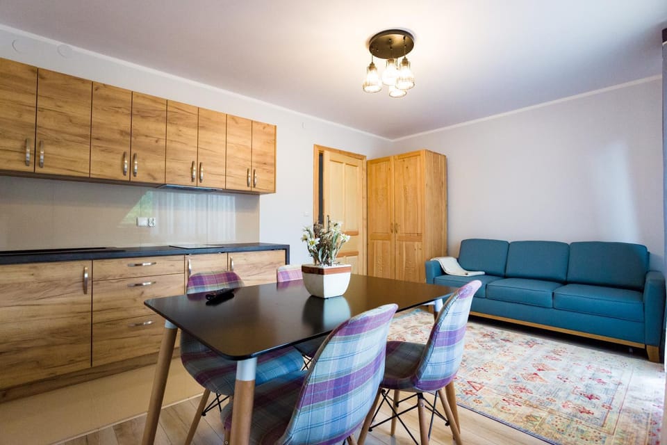 Living room, Photo of the whole room