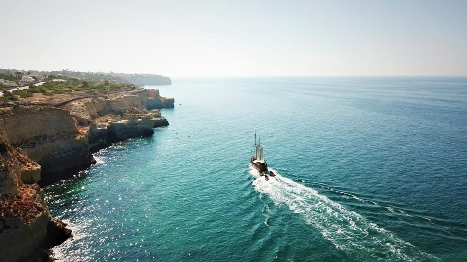 Restaurant/places to eat, Off site, Day, People, Activities, Golfcourse, Snorkeling, Beach, Aqua park, Canoeing, Hiking, Diving, Evening entertainment, Supermarket/grocery shop, Family