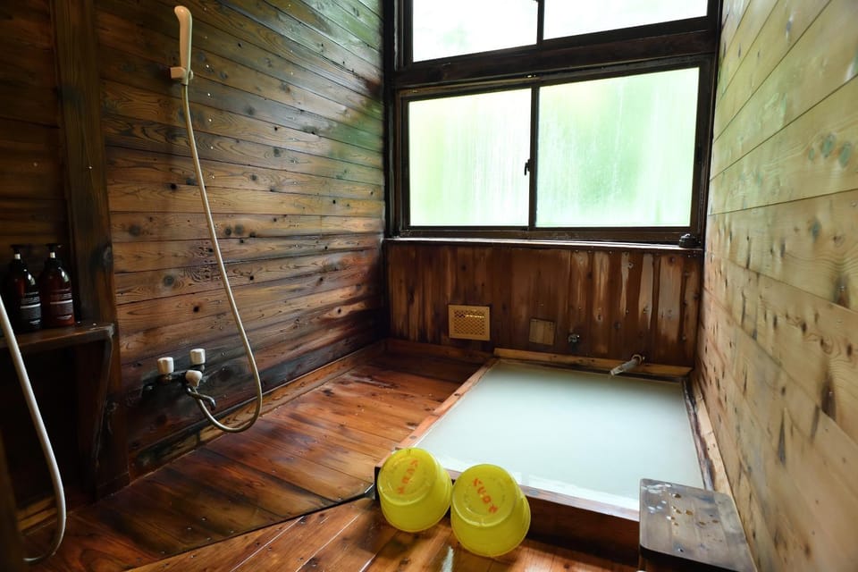 Guesthouse Hoshizora no Akari Bed and Breakfast in Takayama