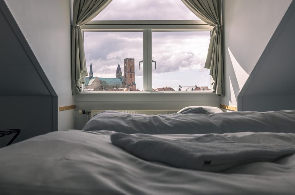 Bed, Bedroom, City view