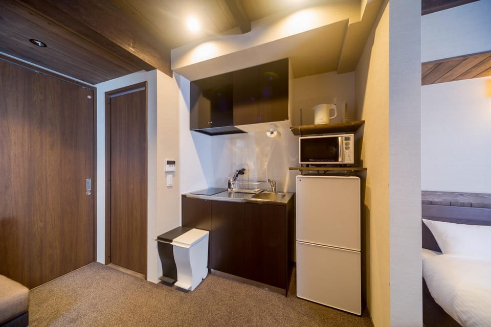 Kitchen or kitchenette, kitchen