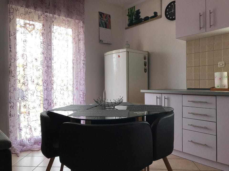 Kitchen or kitchenette, Photo of the whole room, Dining area, Quiet street view