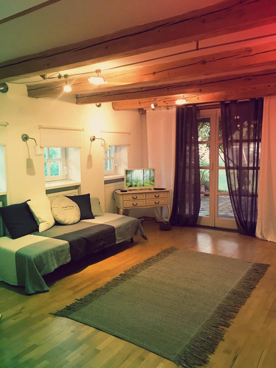 Photo of the whole room