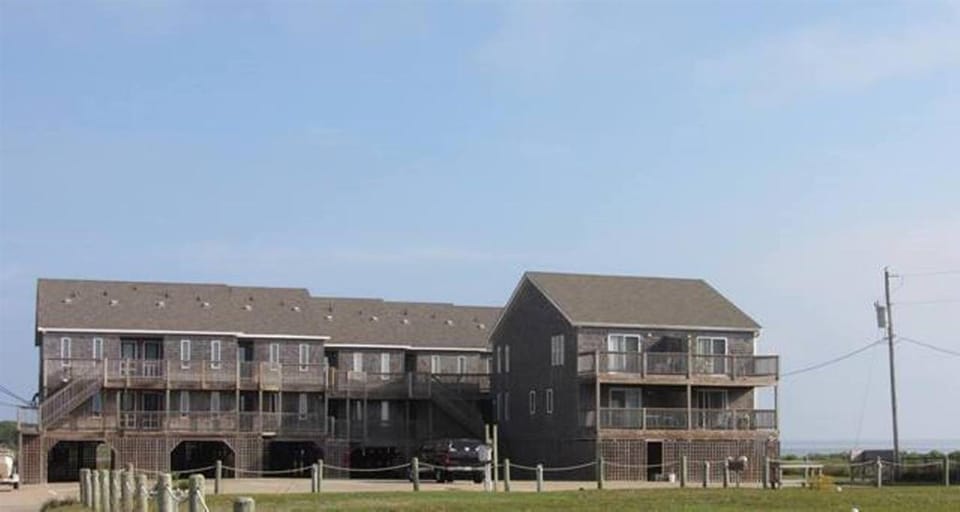 NC 12 56358-7 SW Condo Apartment in Hatteras Island