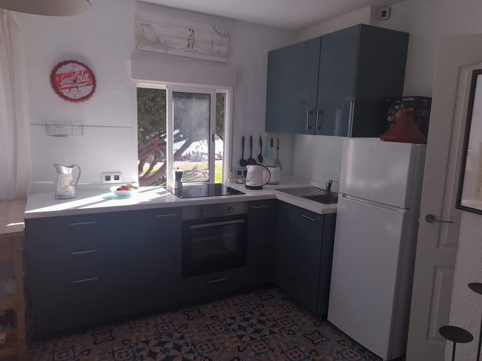 BEACHFRONT APARTMENT with TERRACE 1ST LINE Apartment in Malaga