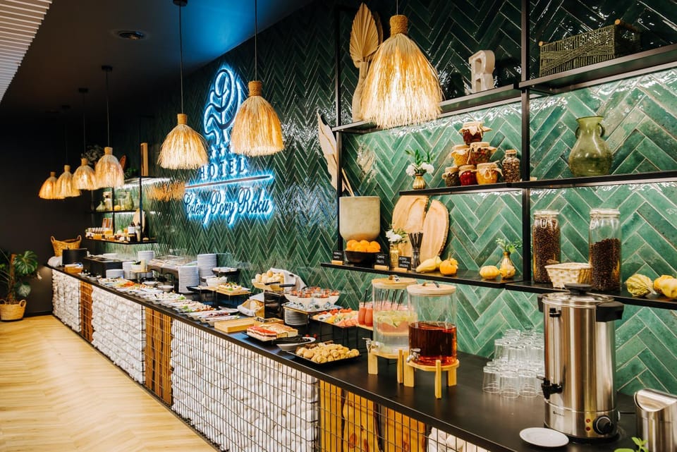 Buffet breakfast