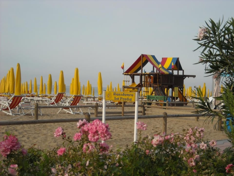 Children play ground, Beach