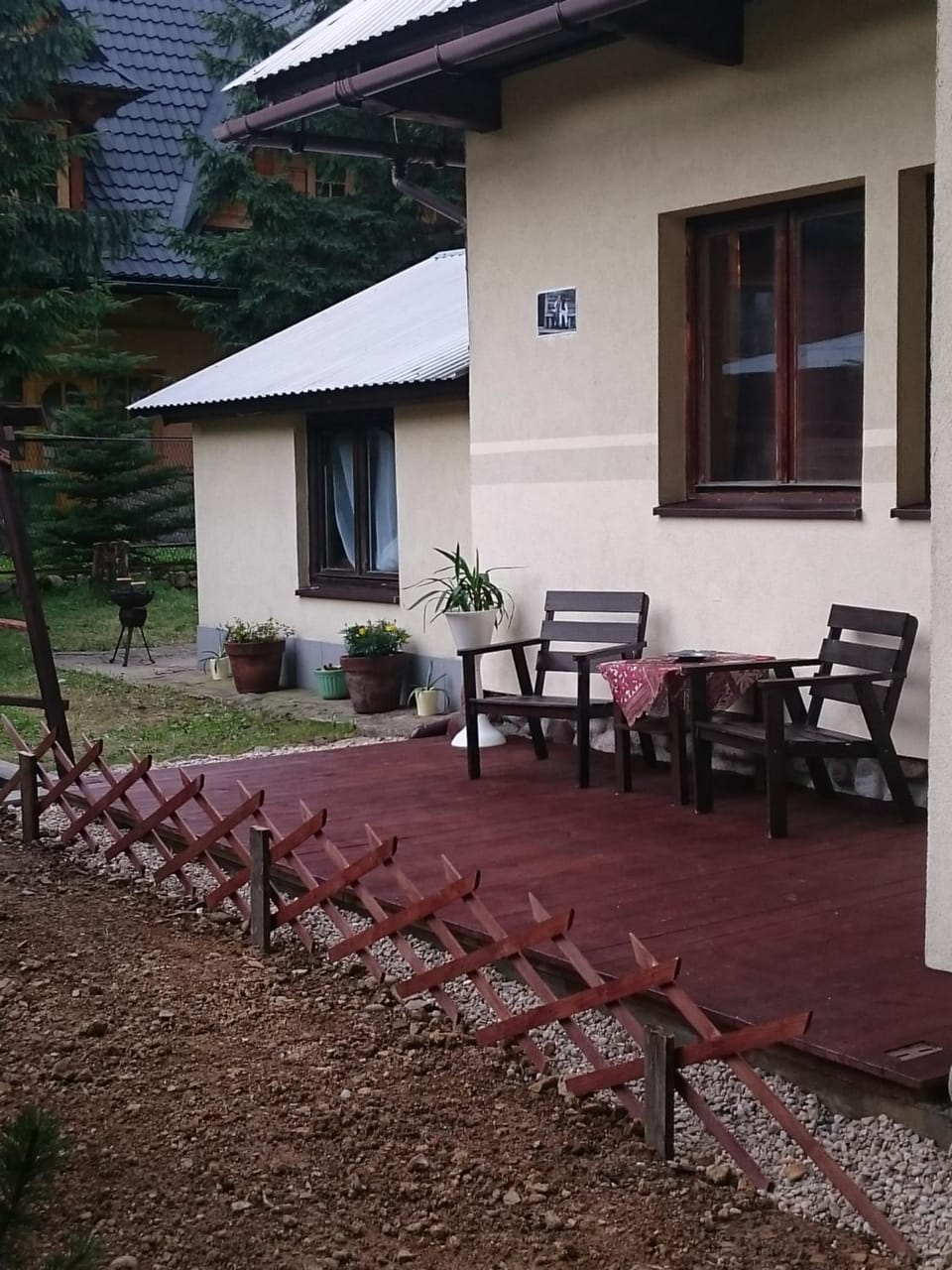 Property building, Garden, Balcony/Terrace