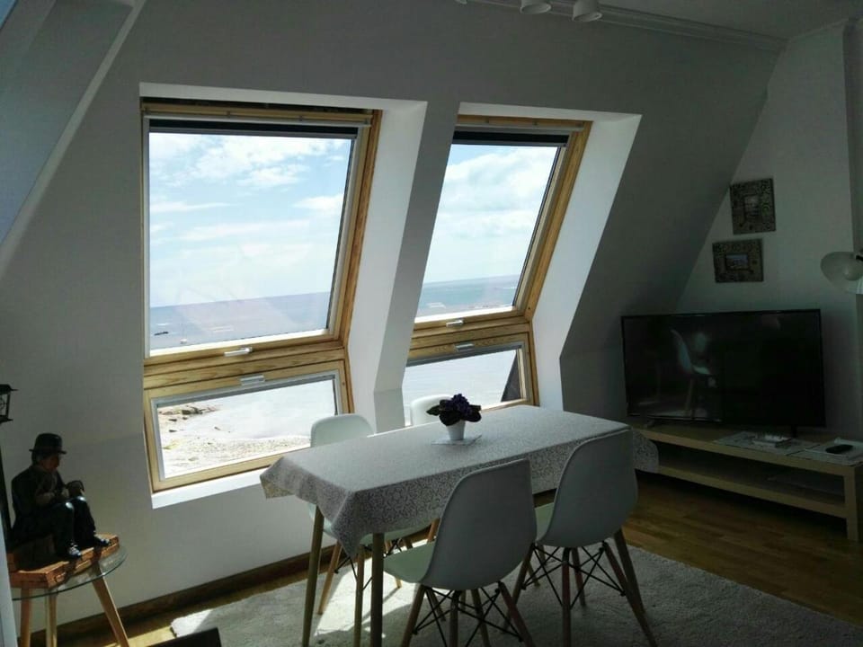TV and multimedia, Living room, Dining area, Sea view