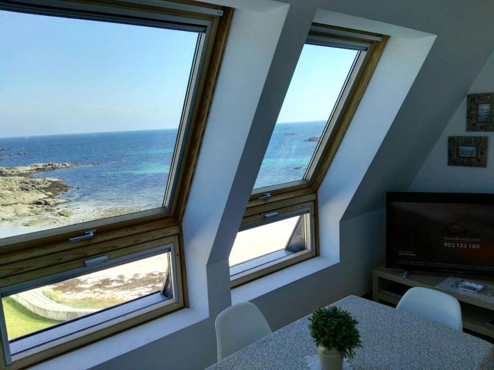 Living room, Dining area, Sea view