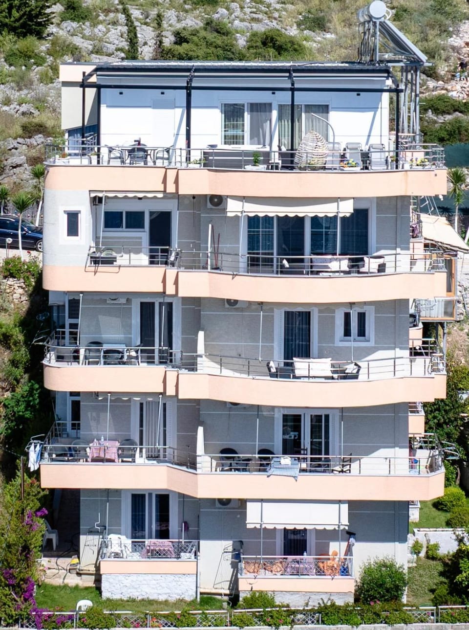 Property building, Day, View (from property/room), Balcony/Terrace