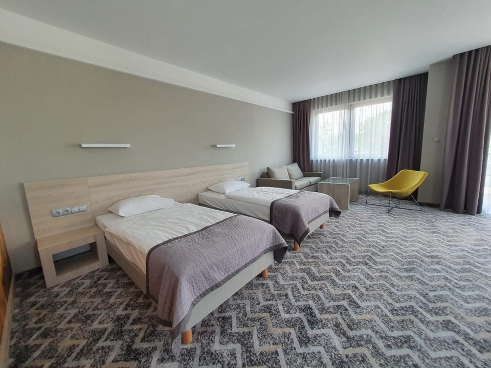 Kolumna Park Hotel Hotel in Poland