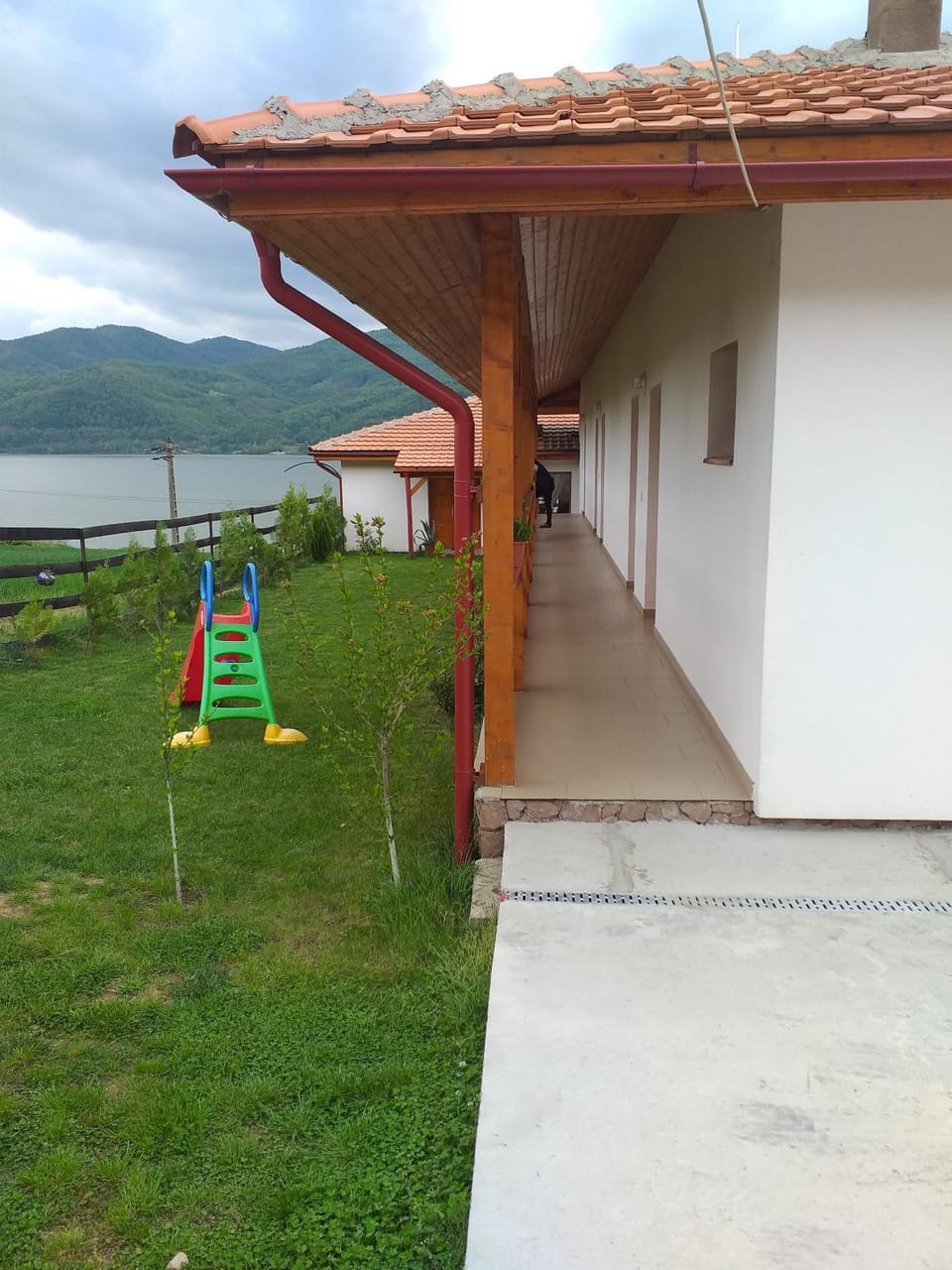 Property building, Garden, On site, Garden view