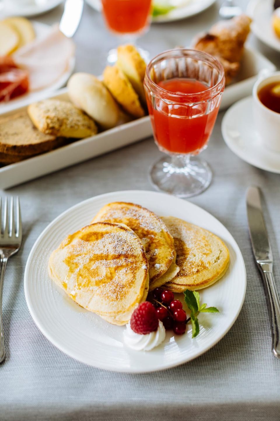 Breakfast, Continental breakfast, Buffet breakfast