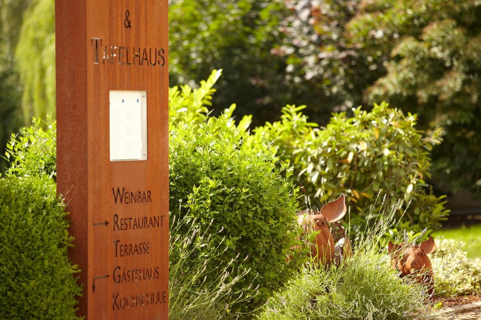 Wein- & Tafelhaus Hotel in Trier-Saarburg