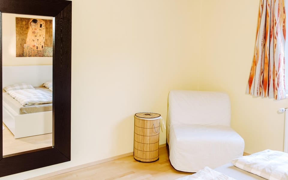 Seating area, Bedroom