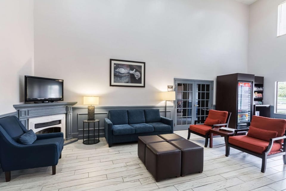 Lobby or reception, On site