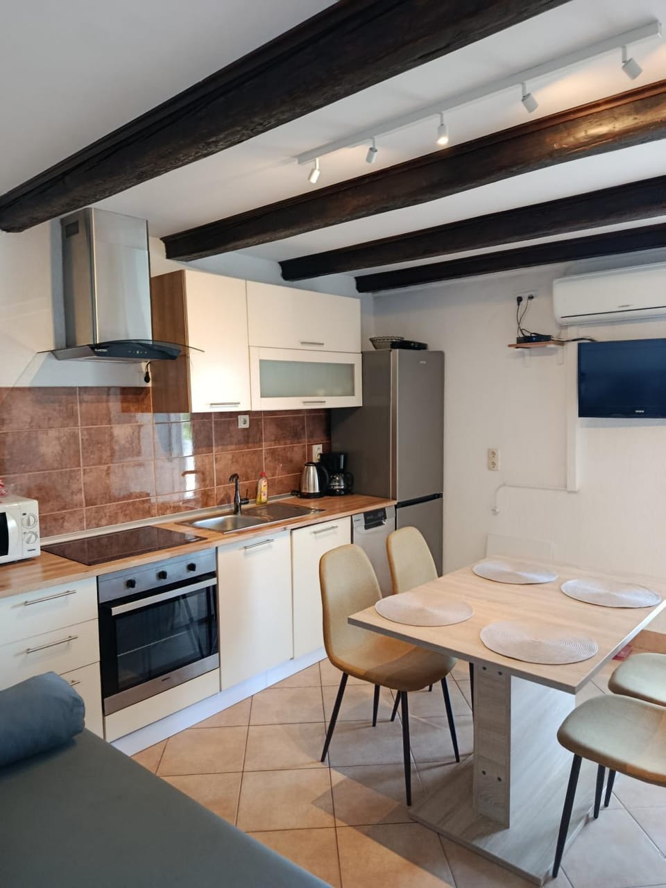 dishwasher, oven, stove, toaster