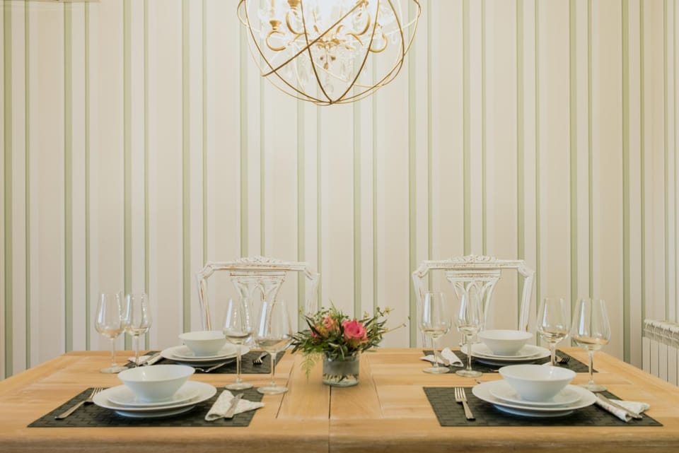 Decorative detail, Dining area