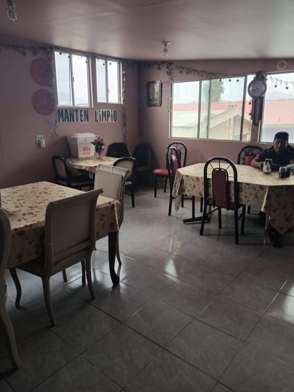 Hospedaje Barato Mi Casita de Colores Bed and Breakfast in Tijuana