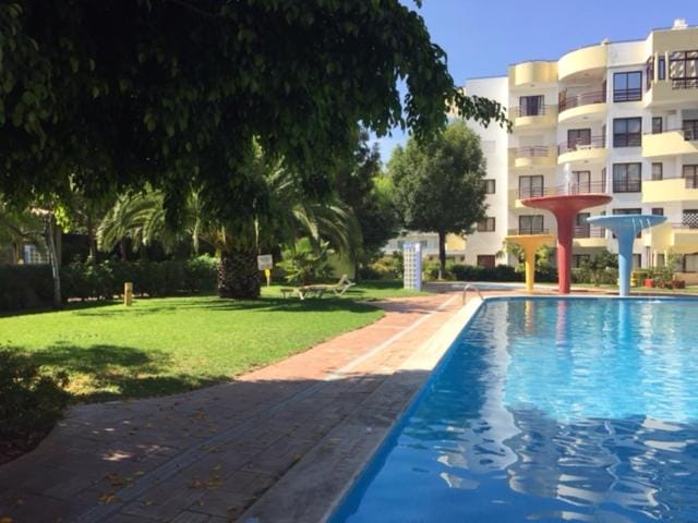 Garden, Garden, Swimming pool
