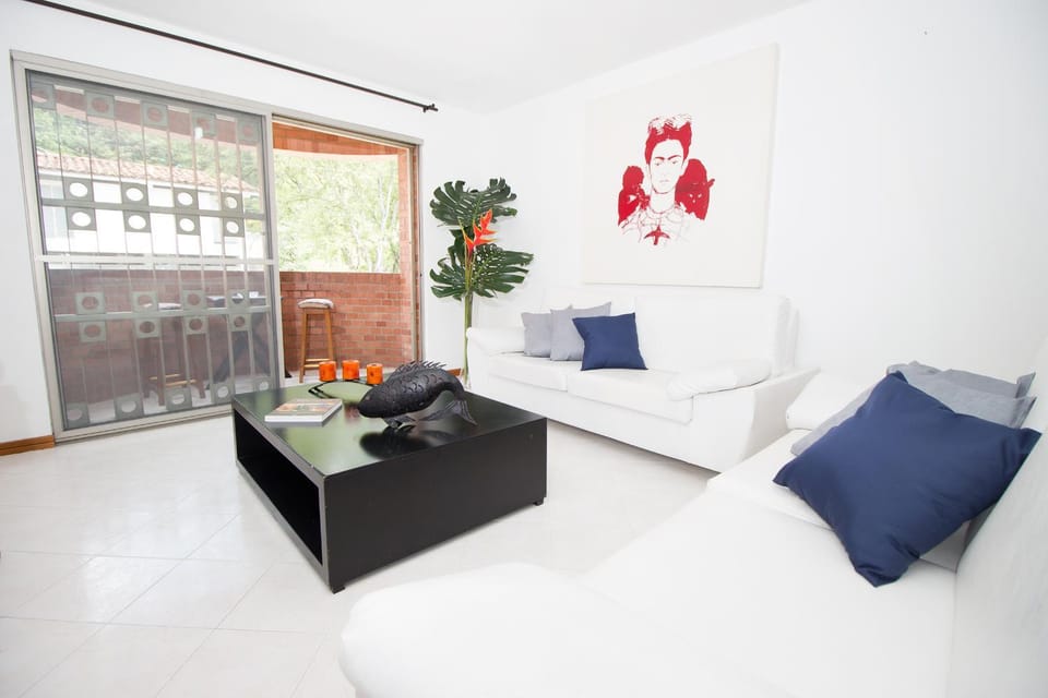 San Fernando Suite 201 - Livin Colombia Apartment in Cali