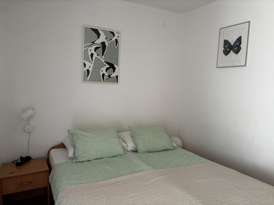 Small Grebaville Apartment in Šibenik-Knin County, Croatia