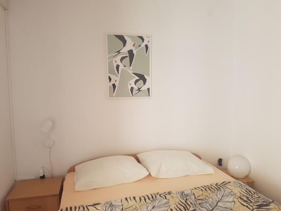 Small Grebaville Apartment in Šibenik-Knin County, Croatia