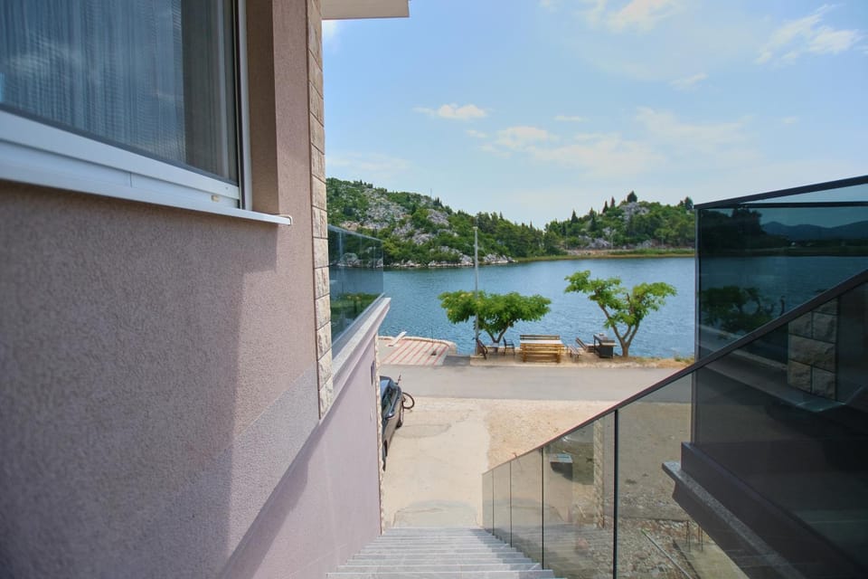 Roso Apartment in Dubrovnik-Neretva County