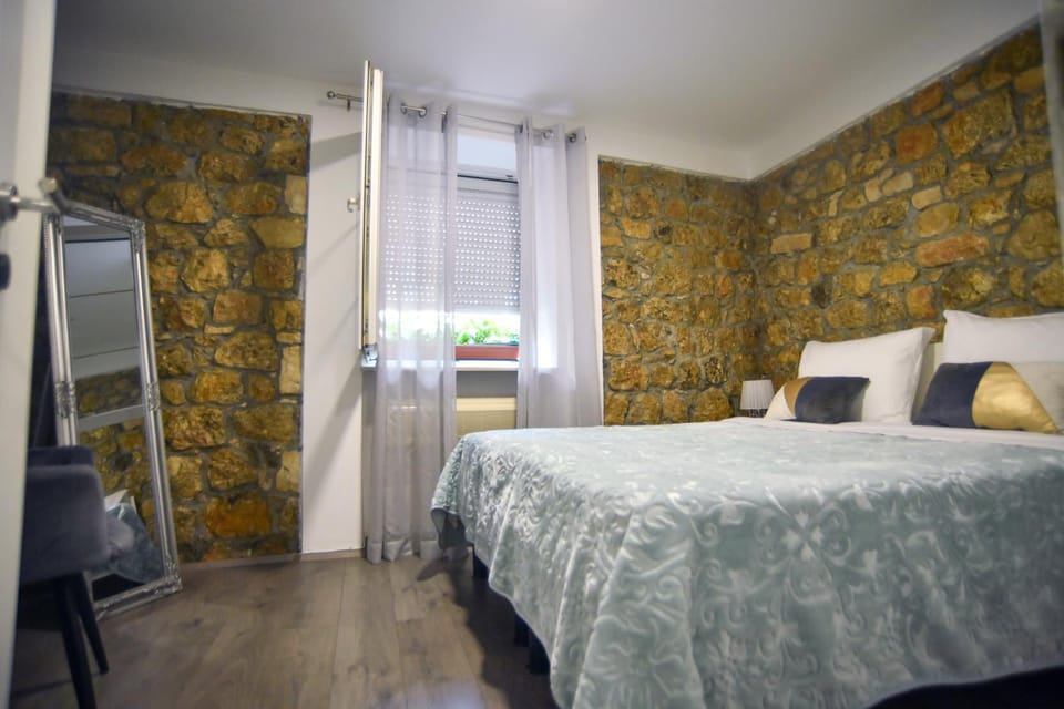 Luxury apartments Petrovac Apartment in Split-Dalmatia County