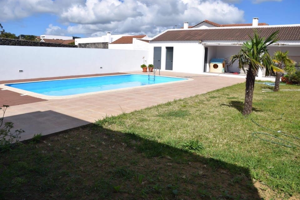 Patio, BBQ facilities, Garden, Swimming pool