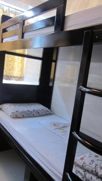 Traveller's Hostel Bed and Breakfast in Hong Kong