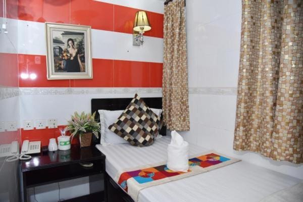 Bed, Bedroom, cot