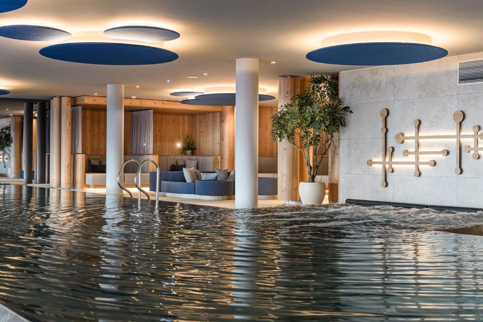 Spa and wellness centre/facilities, Swimming pool