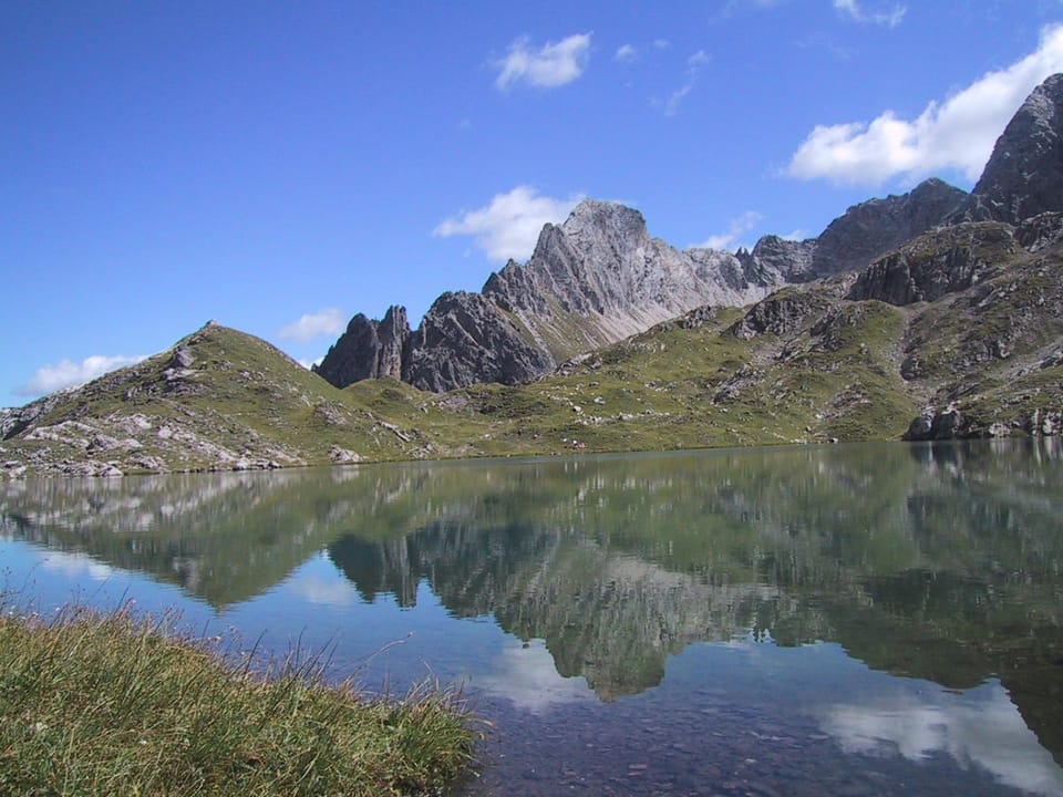 Nearby landmark, Staff, Natural landscape, Summer, Hiking, Hiking, Sports
