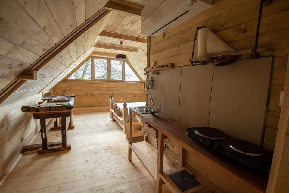 Kitchen or kitchenette