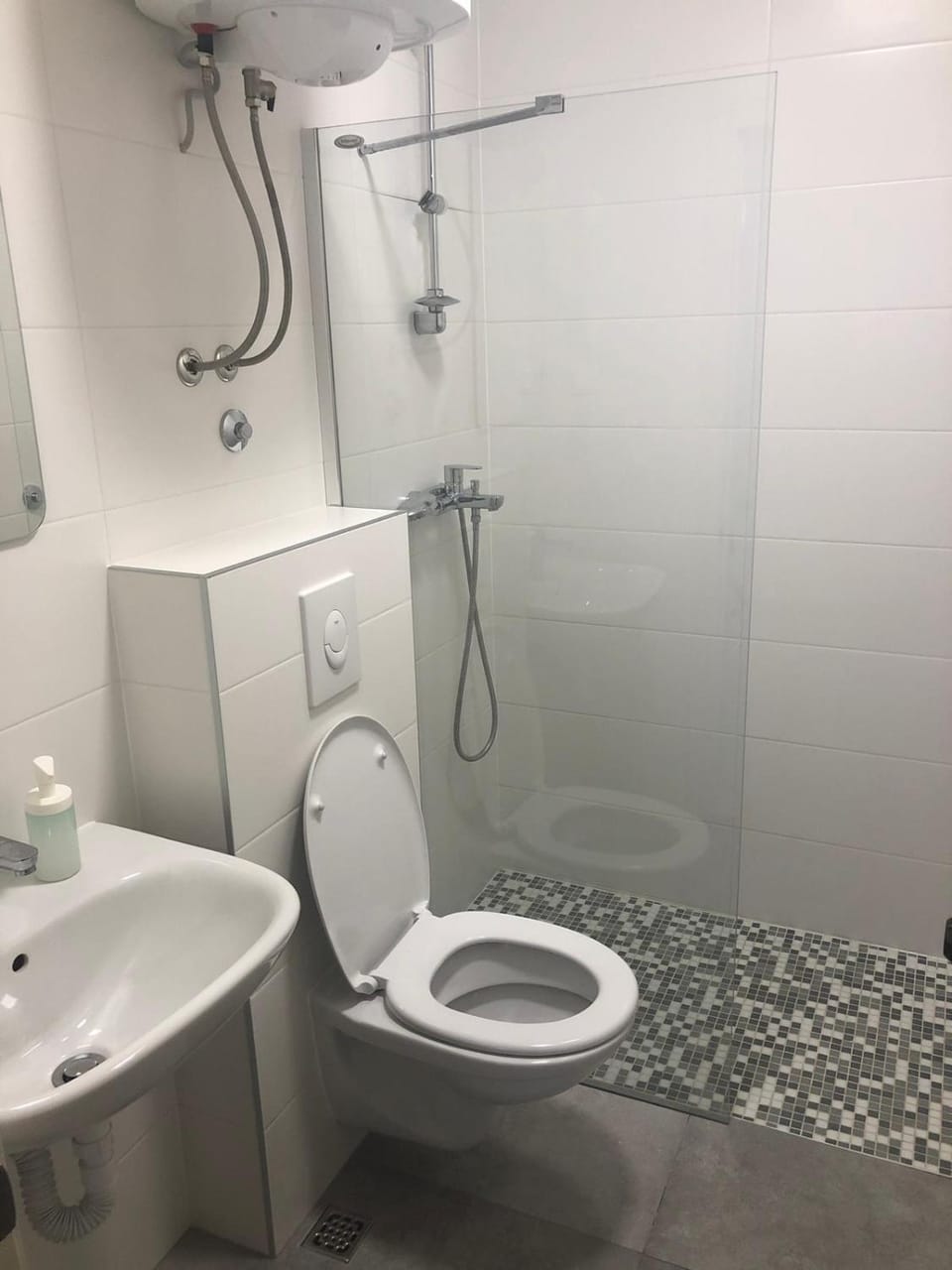 Shower, Bathroom