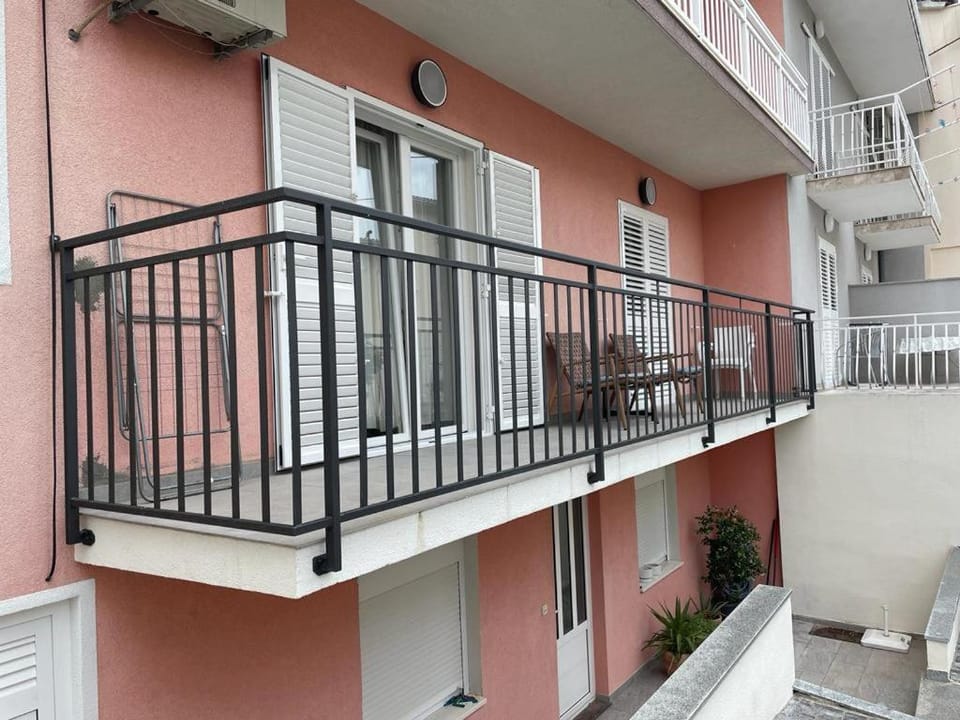 Apartments Antonia Apartment in Makarska